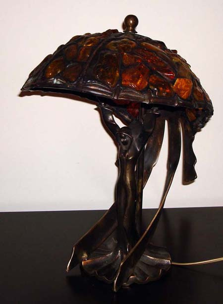 BURSZTYNOWA LAMPA WITRAŻOWA FLAYING LADY mała 35 BURSZTYNOWA LAMPA WITRAŻOWA FLAYING LADY mała 35
