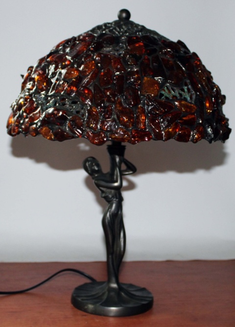 Bursztynowa lampa 30 Bursztyn koniakowy