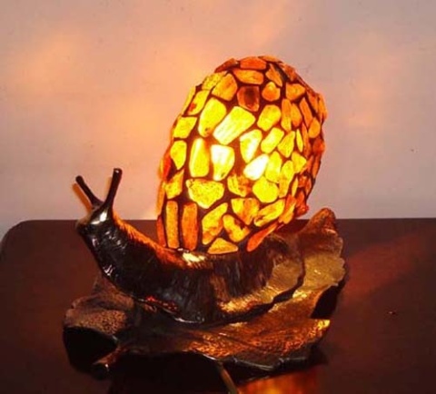 Bursztynowa lampa Ślimak