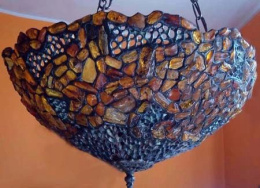 Bursztynowa lampa Tiffany z ażurem - 48