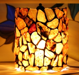Bursztynowa lampa Walec- światło górne