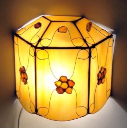 Kinkiet Rozalia z bursztynem