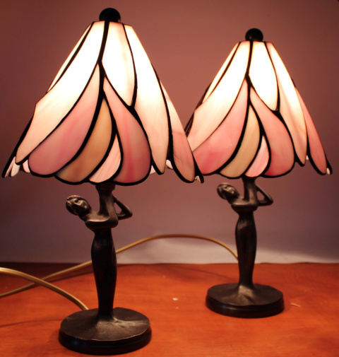 Komplet dwóch lampek witrażowych Tiffany Płatki Postawy LaMona