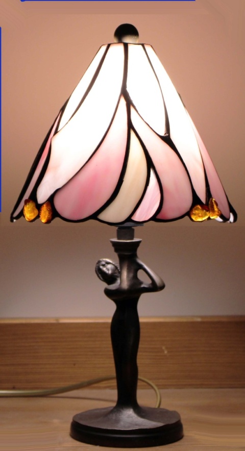 Lampa witrażowa z bursztynem Płatki na podstawie LaMona