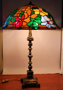 Lampa witrażowa Tiffany model G50603P Flower Basket