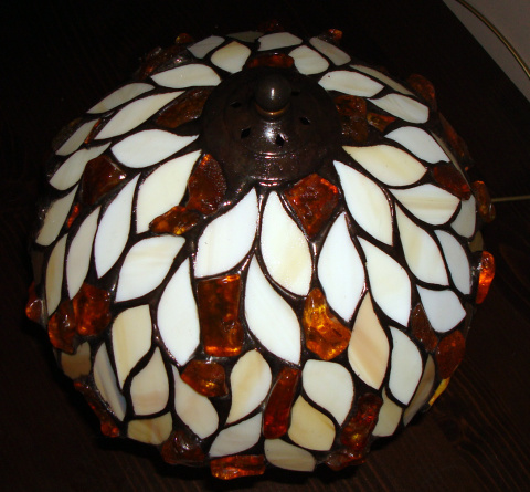 Lampa witrażowa Tiffany z bursztynem - Łezki 20 Lampa witrażowa Tiffany z bursztynem - Łezki 20
