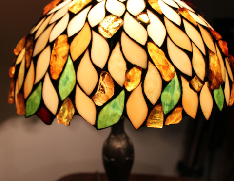 Lampa witrażowa Tiffany z bursztynem - Łezki 30 Lampa witrażowa Tiffany z bursztynem - Łezki 30