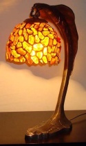 Lampa z bursztynu z podstawą Orzeł 16