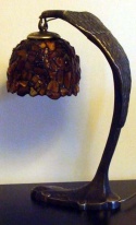 Lampa z bursztynu z podstawą Orzeł 16