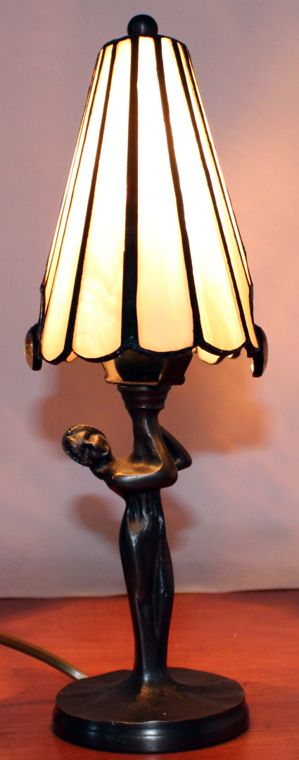 Lampka witrażowa Tiffany Flower LaMona - owal