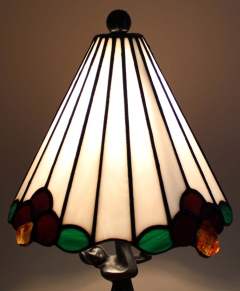 Lampka witrażowa Tiffany Flower LaMona z bursztynem