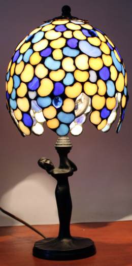 Lampka witrażowa Tiffany - płatki