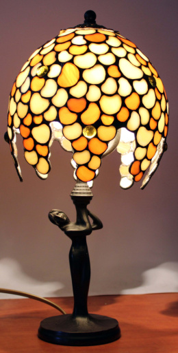 Lampka witrażowa Tiffany - płatki