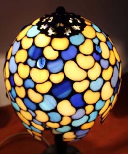Lampka witrażowa Tiffany - płatki