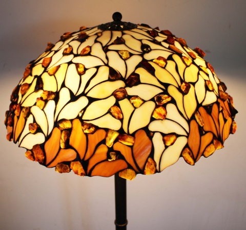 Podłogowa lampa Listki z bursztynem 50