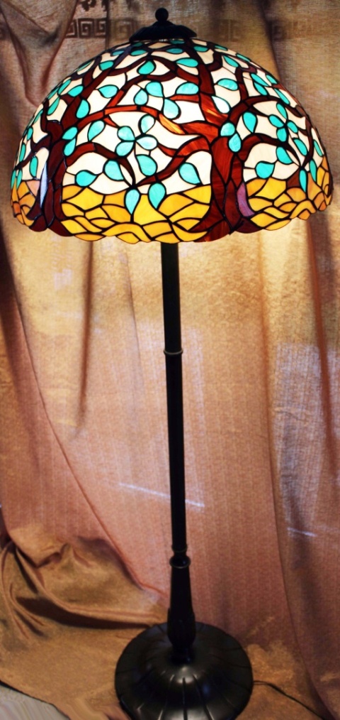 Podłogowa lampa Tiffany Baobab