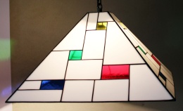 Wisząca lampa model Piramida