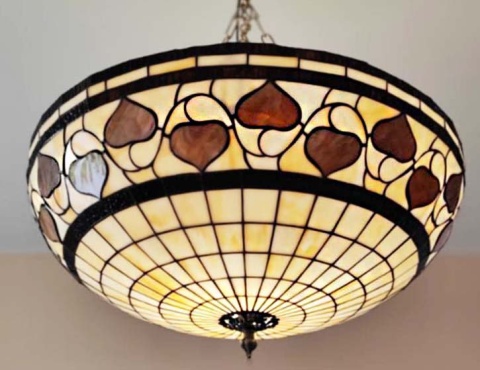 Wisząca lampa witrażowa Tiffany model Acorn T1435