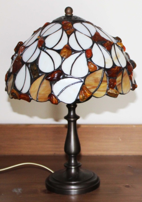 Lampa witrażowa Tiffany z bursztynem - Listki 20